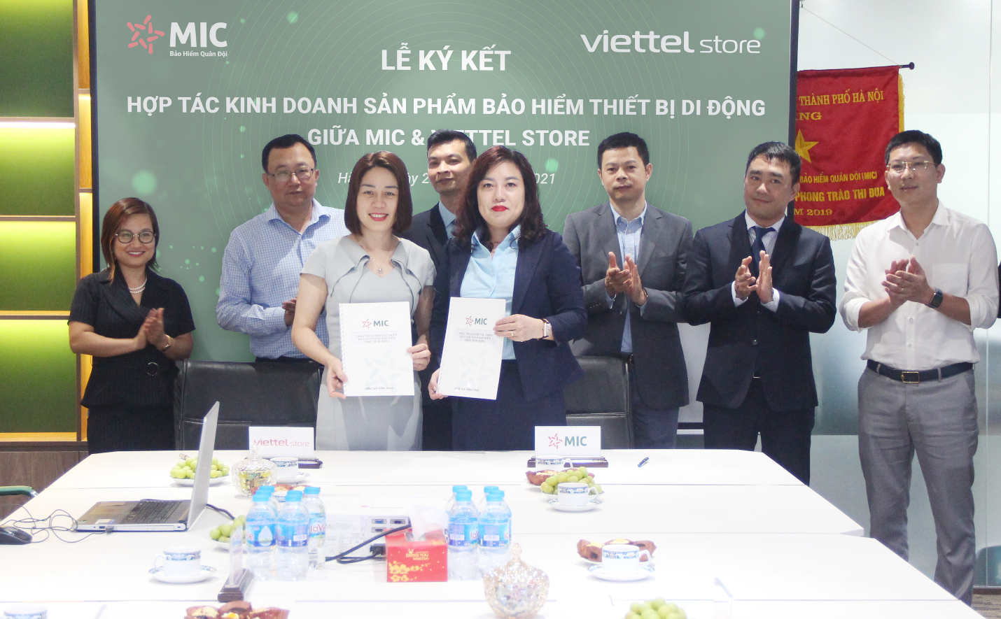 MIC và Viettel Store